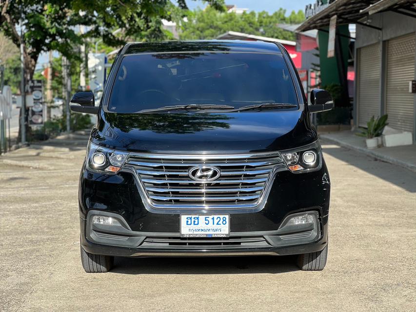 รูป Hyundai H-1 2.5 รุ่น Elite Van AUTO ปี 2019 สีดำ