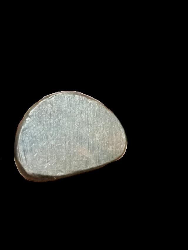 รูปหล่อหลวงพ่อเงิน พิมพ์ใหญ่ ขี้ตา 6