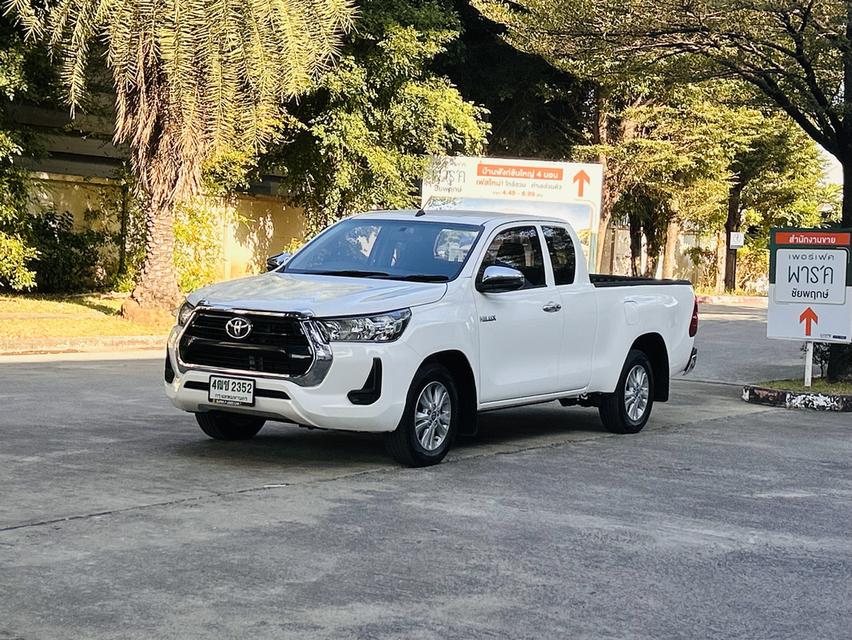Toyota Revo 2.4 Zedition ออโต้รถบ้าน