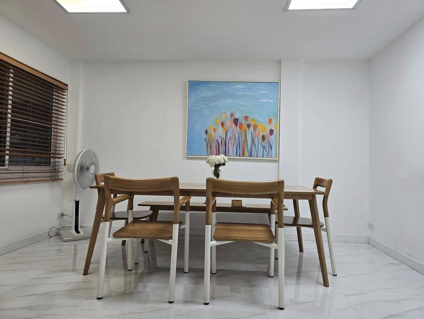 🏡 ทาวน์โฮม 2 ชั้น [4 นอน 3 น้ำ] ทำเลทองใกล้ MAYA เพียง 500 ม. แต่งครบพร้อมเครื่องอบผ้า! Premium 2-Storey Townhome [4 Beds 3 Baths] 17