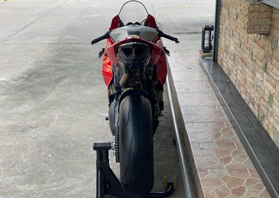 รถ Ducati รุ่น Panigale V4S 2