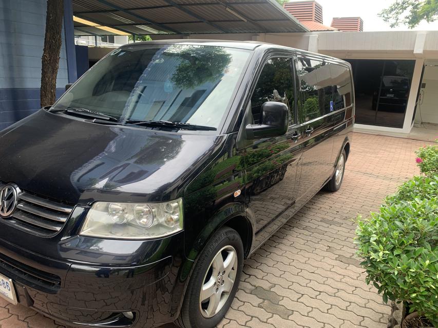 ขาย VOLKSWAGEN CARAVELLE ปี2009 สีดำ รถตู้ VIP รถบ้านออกจากศูนย์ ราคา 390000 บาท 1