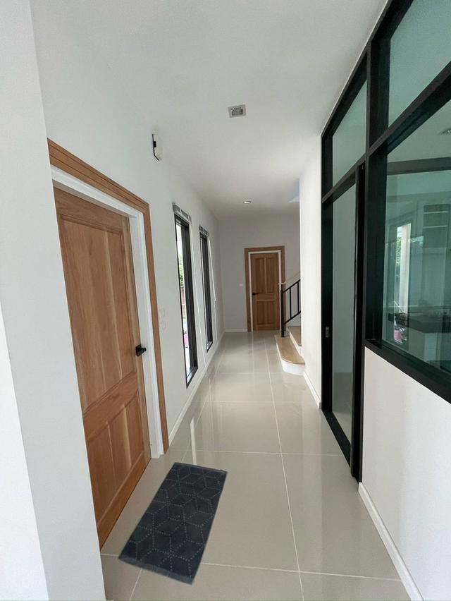 บ้านหรูแปลงมุมสวนส่วนตัว ให้เช่ารามอินทรา เลขมงคล 999 ทิศใต้ 4 นอน 5 น้่ำ 85,000 เท่านั้น (รับต่างชาติ)  ลัดดารมย์ วงแหวนรามอินทรา 2