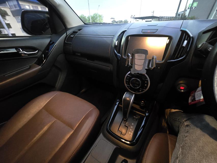 Izusu D-Max 4 ประตู Z-Prestige 3.0 ปี2019 7