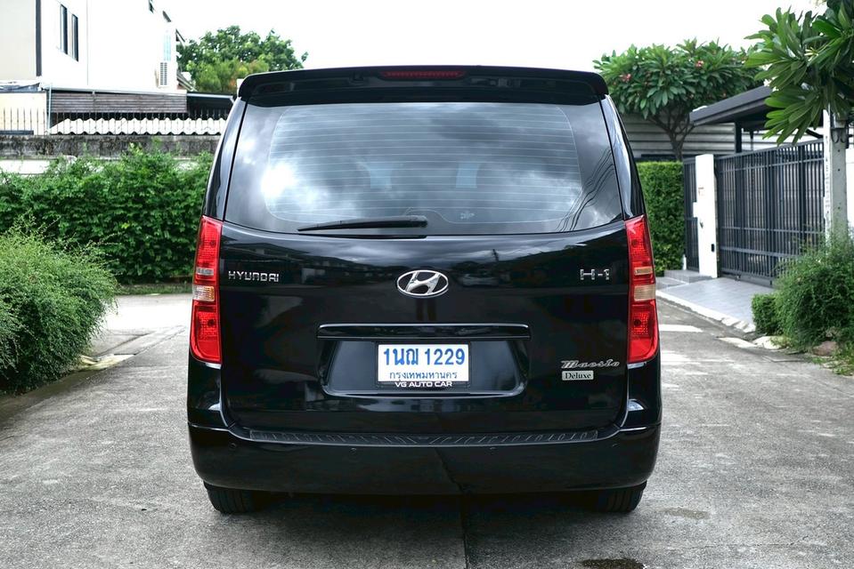 Hyundai H-1 2.5 Deluxe ปี2011 สีดำ ออโต้ ดีเซล ไมล์ 1xx,xxx km. 8