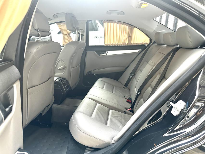 MERCEDES BENZ C200 1.8 KOMPRESSOR Avantgarde (W204) ปี2008 14
