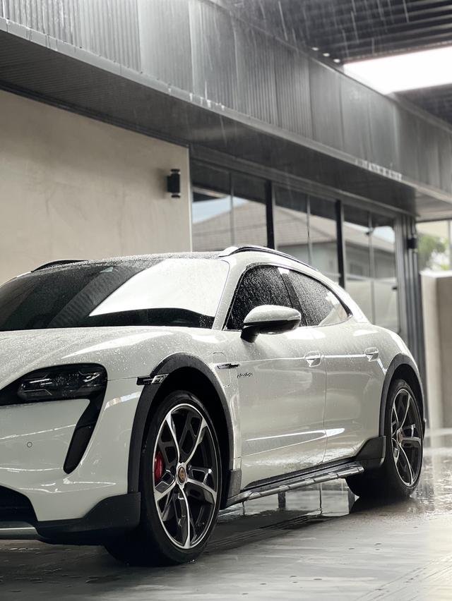 Porsche Taycan 4s