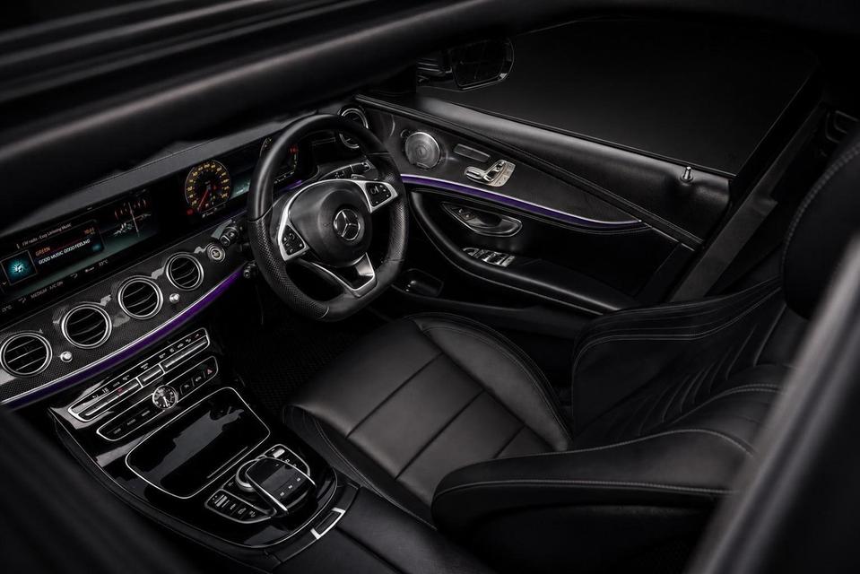 Mercedes Benz E350e AMG Dynamic Plug-in Hybrid 2018 เครื่องยนต์ เบนซิน 4 สูบ 2,000 cc. 299 แรงม้าไมล์ 63,xxx km - Warranty 1 year รูปที่ 7