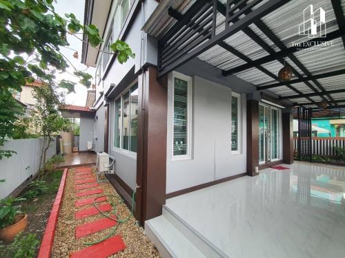 ขายบ้านเดี่ยวรีโนเวทใหม่ หมู่บ้าน ชัยพฤกษ์ วัดลาดปลาดุก ติดถนนใหญ่ ใกล้เซ็นทรัลเวสเกต 19