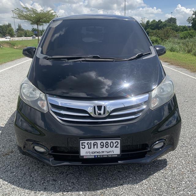 HONDA FREED 7ที่นั่ง AUTO 2012 ✅รถสวย สะอาด ประหยัดน้ำมัน 2
