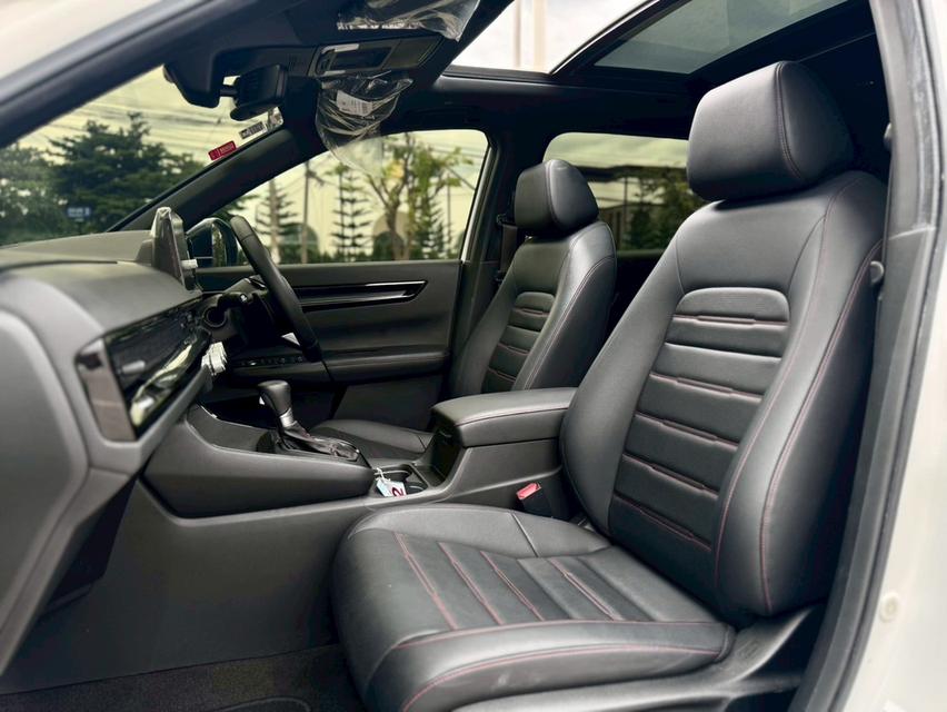 NEW Honda CR-V e:HEV RS 4WD  TOP. สีขาว  ปี 2023. 16