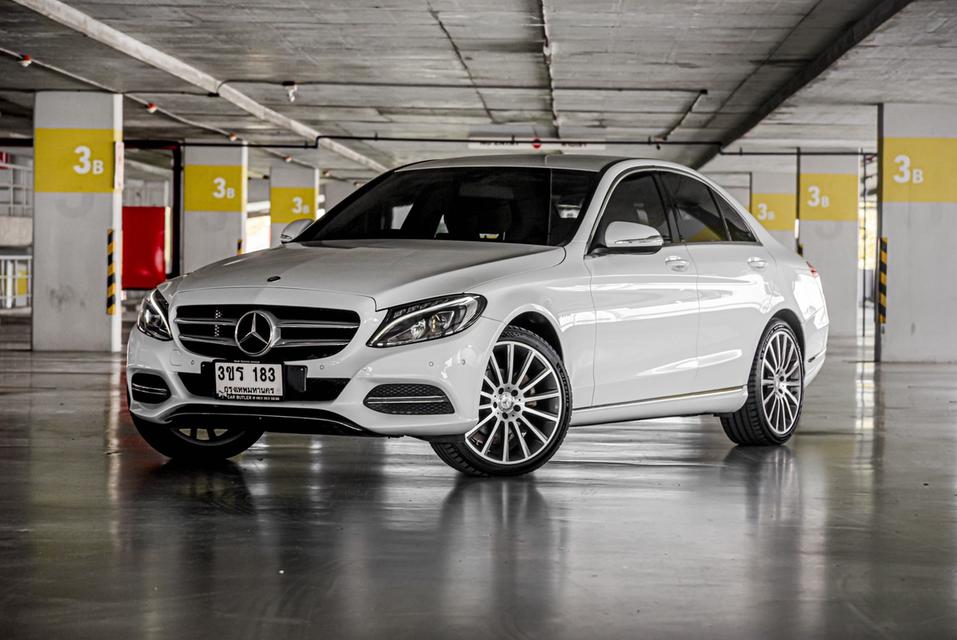 (แจ้งรหัสรถ CBL183) Mercedes-Benz C180 Exclusive 1.6 W205 AT 2015