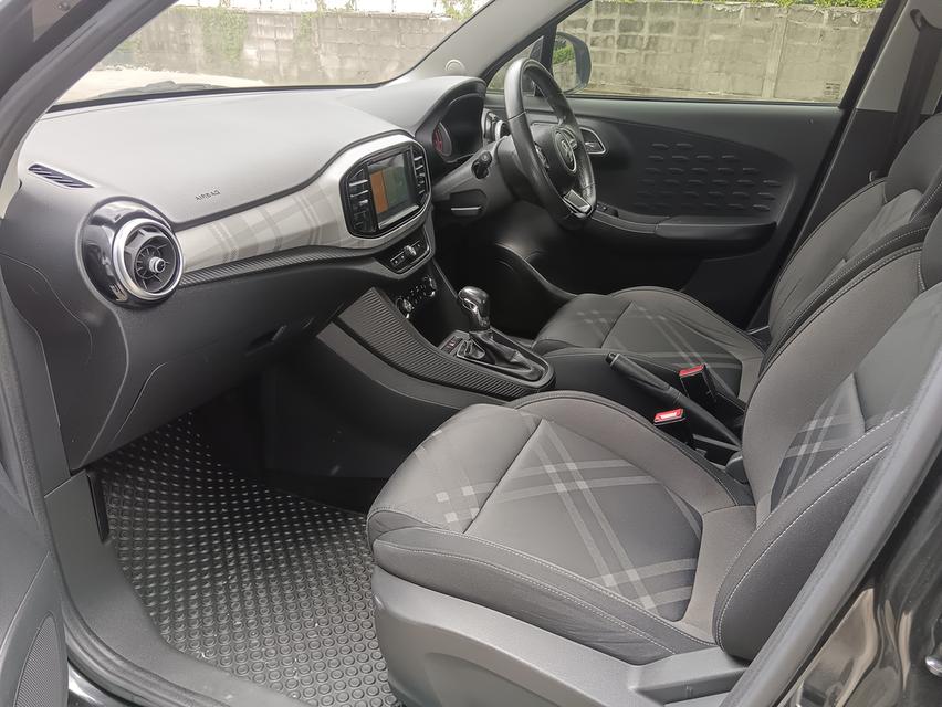 MG3 1.5x Sunroof ปี2019 16