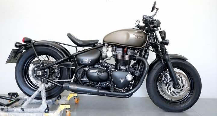 มอเตอร์ไซค์ Triumph Bonneville Bobber