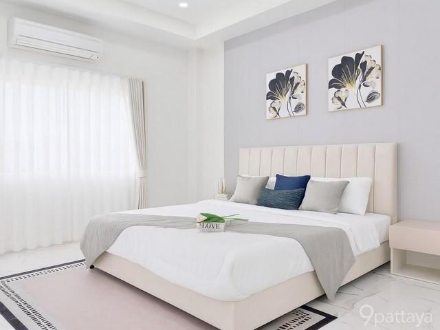 ขาย บ้านเดี่ยวหรู พร้อมสระว่ายน้ำ หมู่บ้าน กรีนฟิลวิลล่า 2 (เขาน้อย)  9