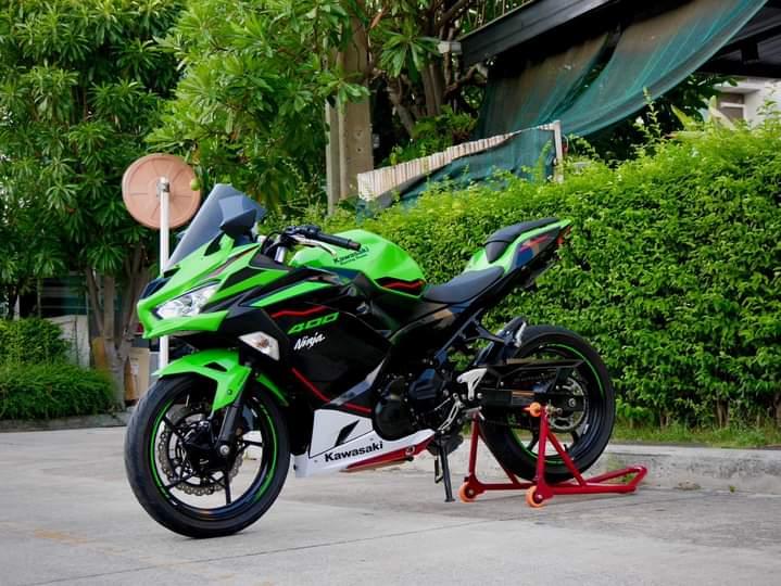 Kawasaki ninja สีเขียวสวย 3