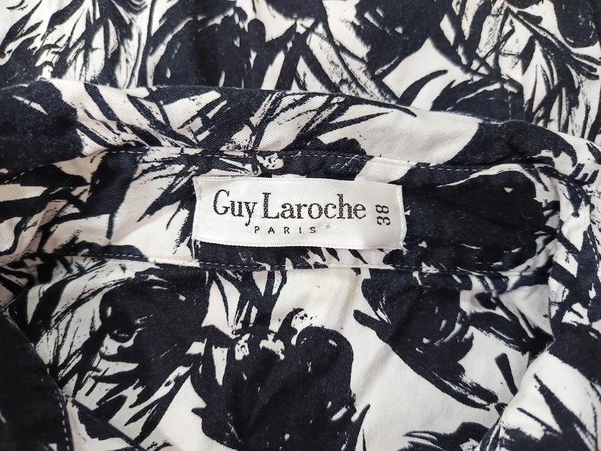 USED Guy Laroche - White Floral A Line Dress | เดรสสั้นสีขาว สีดำ เดรสทรงเอ ลายดอก แขนสั้น คอปก วินเทจ แท้ มือสอง