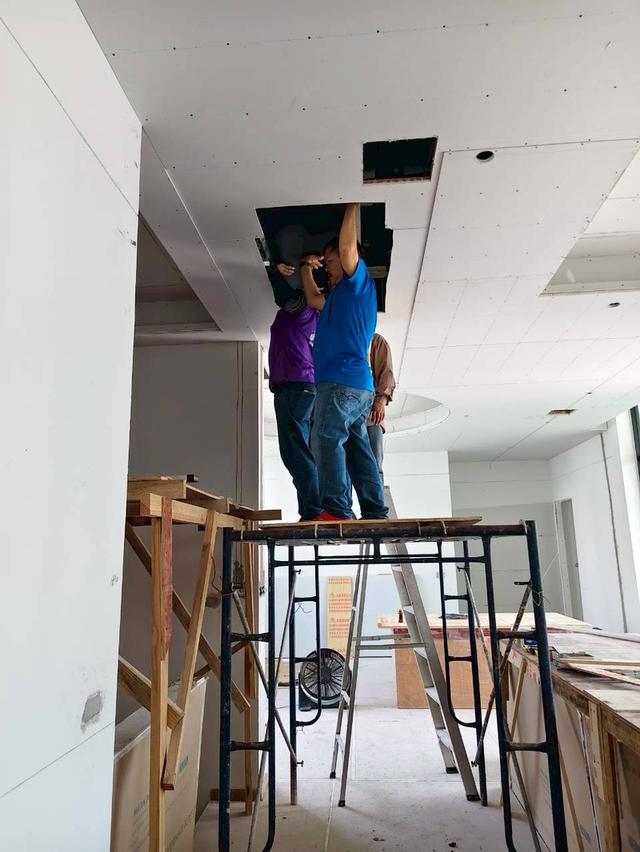 ช่างแอร์ลาดกระบัง อ่อนนุช063-889-5489ช่างพสิษฐ์ ล้างแอร์ ติดแอร์ ย้ายแอร์ บ้าน รูปที่ 6