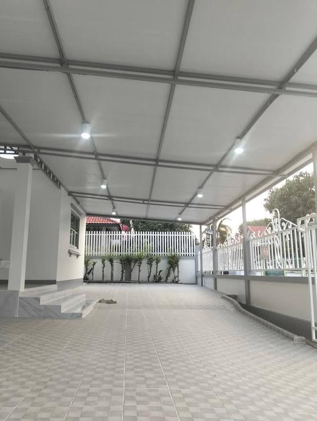 Hot deal Sirisa 11 only 3.19 Million 6