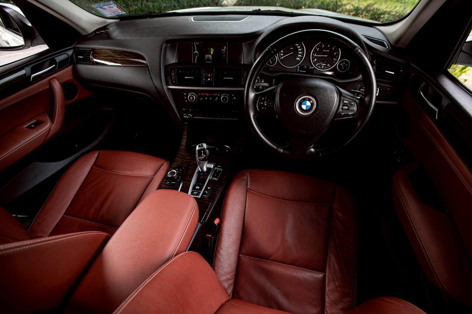 Bmw X3 XDrive20i  สีขาว ปี2013   สนใจติดต่อ.099-2459121 เซลล์เอก 549,000 18