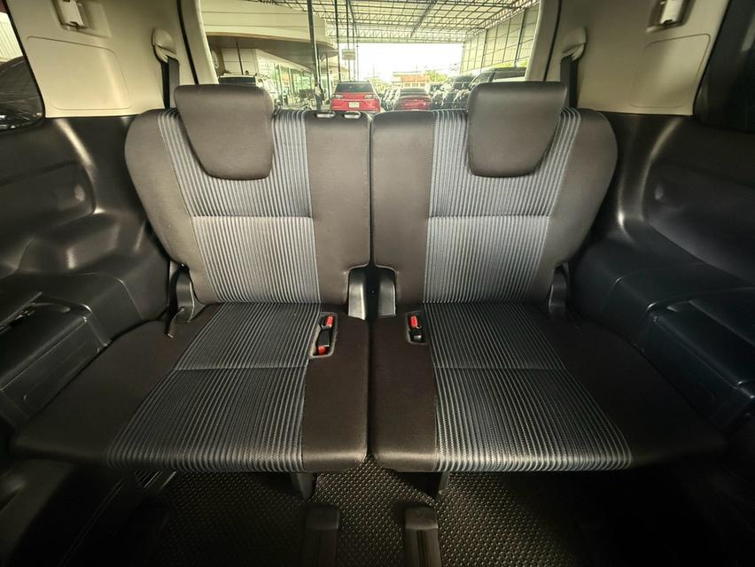 ปี 2014 TOYOTA VOXY, 2.0 ZS รูปที่ 11
