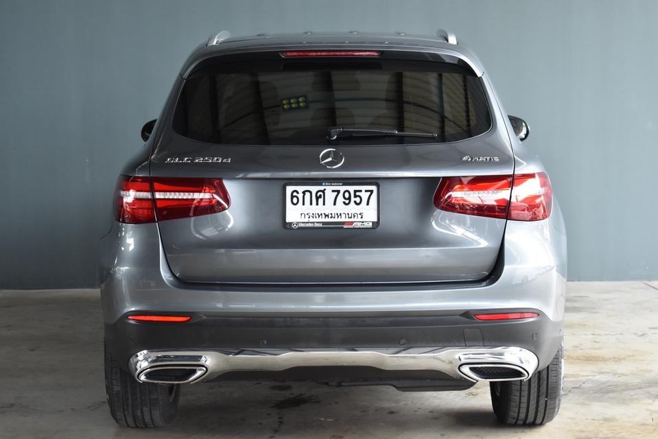 Benz GLC250d off-road ปี 2017 รหัส BM7957 7