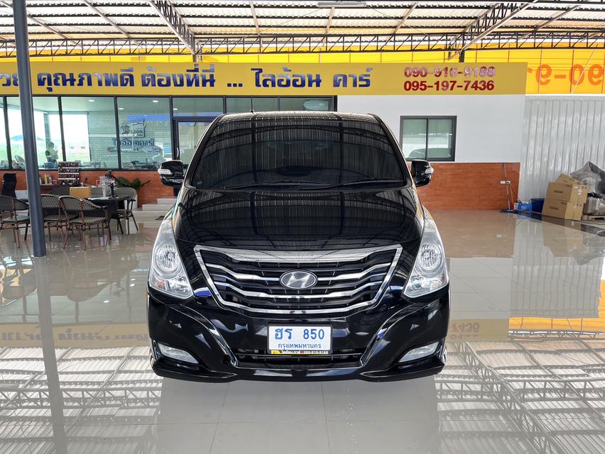 Hyundai H-1 2.5 Deluxe (ปี 2014) Wagon AT 2