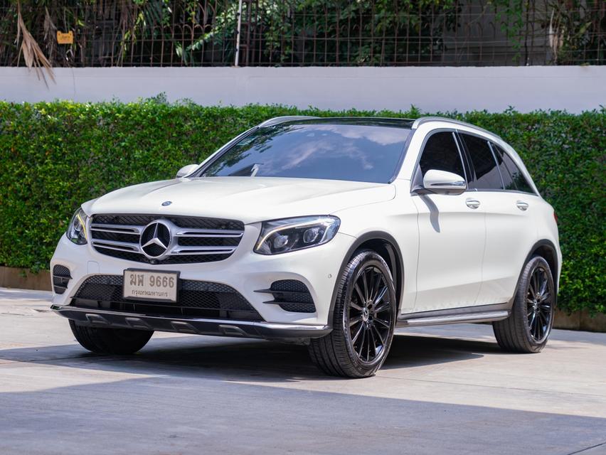 Mercedes Benz GLC250d 4MATIC AMG ปี 2017