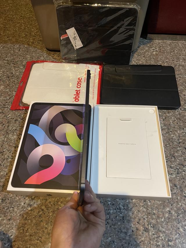 ขายiPadAir4สีSpace Gray256กิ๊กWifi Celluerใส่ซิมได้ยกกล่องไร้รอยตกใช้งานดีถูกมากกก 6