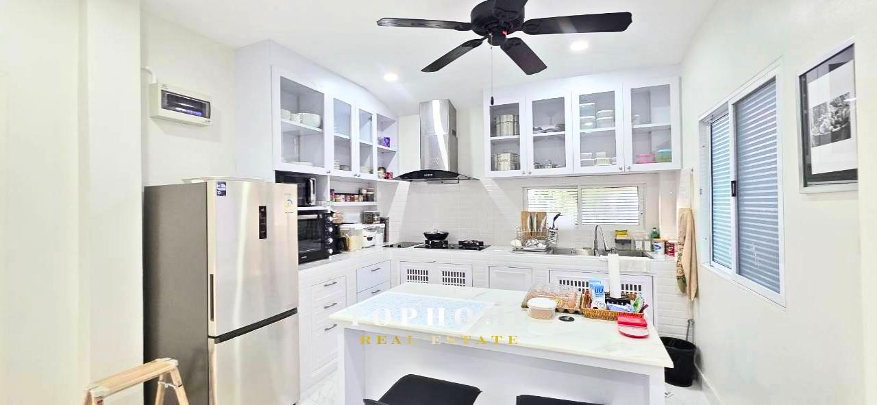 ✨ ขายด่วน บ้านเดี่ยว 2 ชั้น✨🏡 โครงการชลลดา (แลนด์แอนด์เฮาส์) เชียงใหม่📍 ทำเลสันทราย – แม่โจ้ รีโนเวทใหม่ พร้อมอยู่ 5