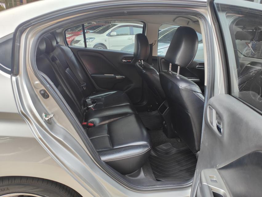 Honda City 1.5 SV AT  9