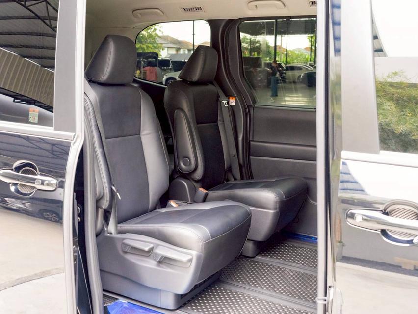 Toyota Noah X 1.8Hybrid ปี24 14