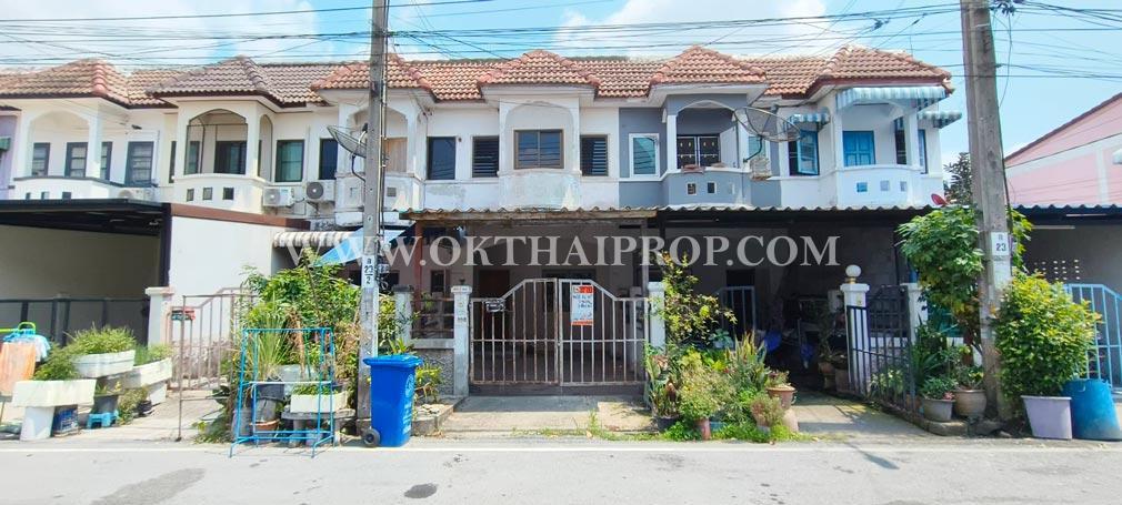 ทาวน์เฮ้าส์ หมู่บ้านเอเชียโฮมทาวน์ 1-3 ถนนบางกรวย-ไทรน้อย 1