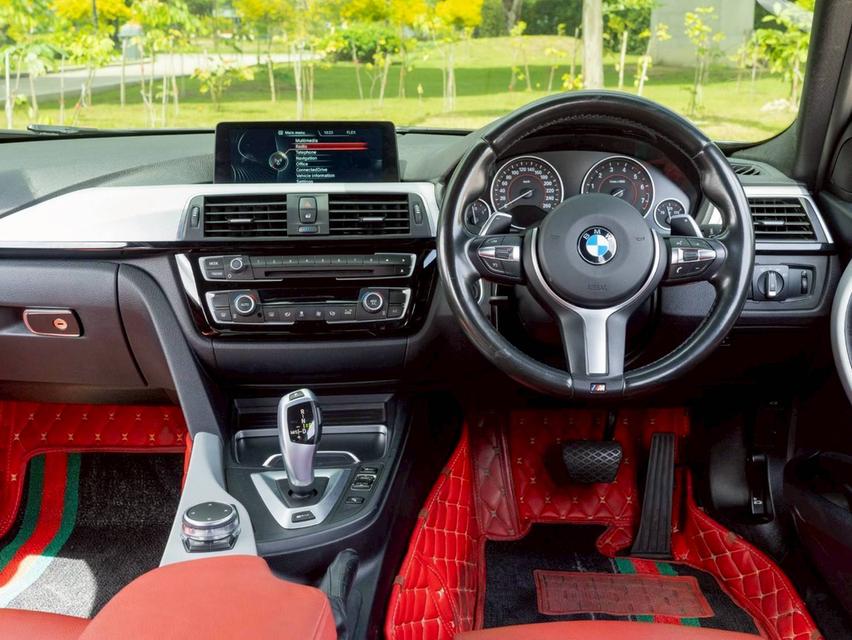 BMW 330e M Sport F30 2016 14