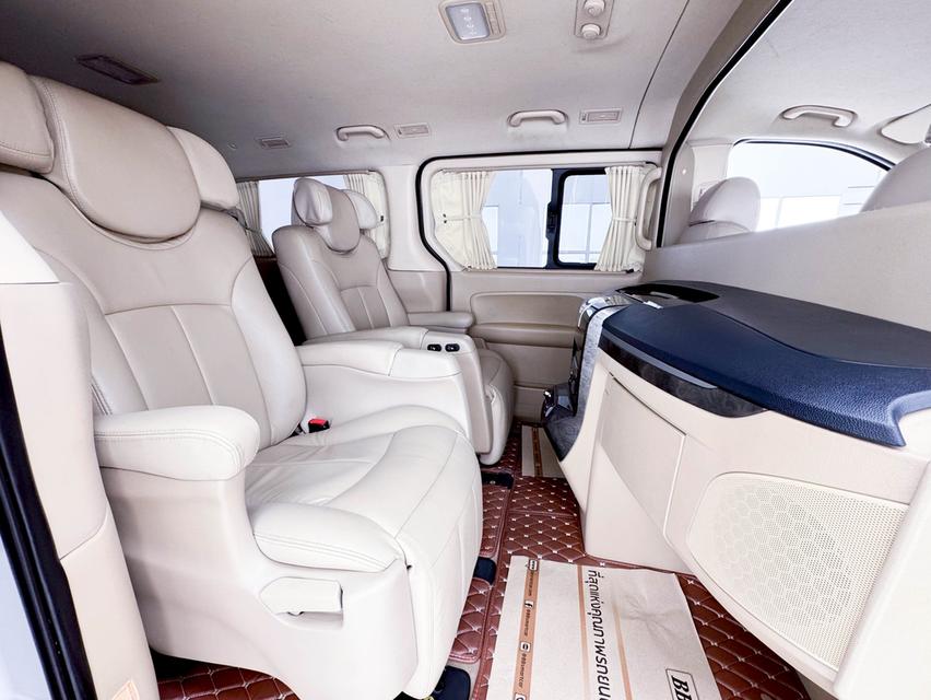 HYUNDAI GRAND STAREX 2.5 VIP 2015 9