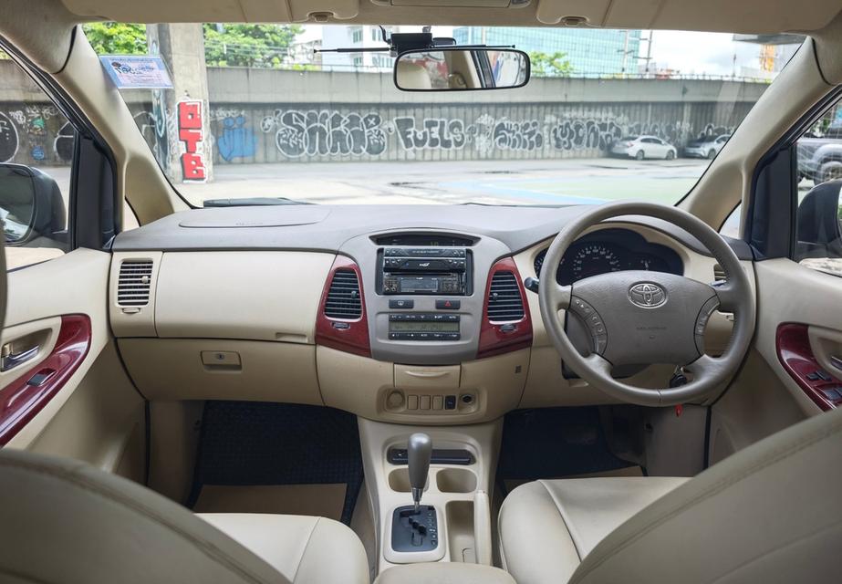 Toyota Innova 2.0V Auto ปี 2005  5