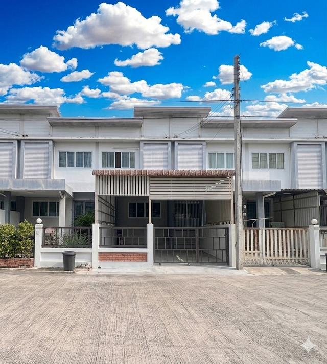 🏡ทาวน์โฮม 2 ชั้น หมู่บ้านแกรนวิลเลจ 2 ✨ บ้านสวยพร้อมอยู่ ทำเลดี พุทธมณฑลสาย 5 🚗 เดินทางสะดวก เข้า-ออกได้หลายเส้นทาง 2