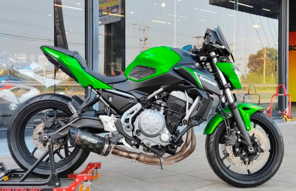 ขาย Kawasaki Z650 สีเขียว 2