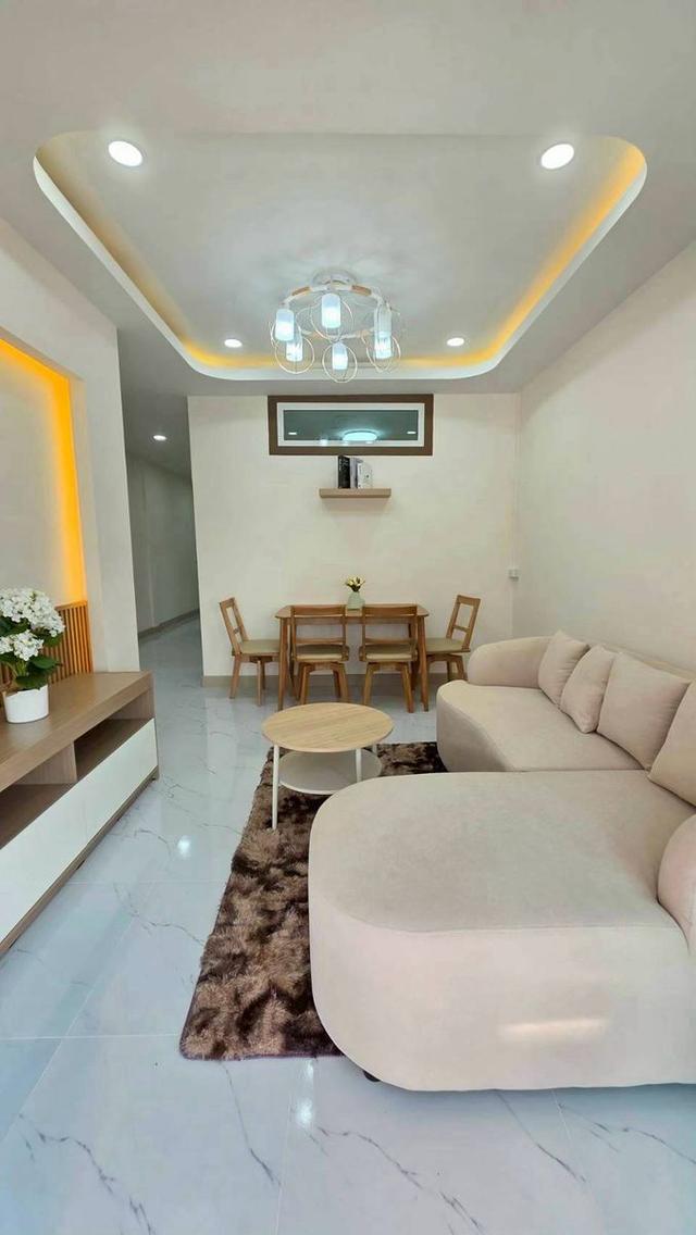 หมู่บ้านพิมลราช1 บางบัวทอง ทาวน์เฮาส์ชั้นเดียว  ตกแต่งใหม่พร้อมอยู่ ถนนบ้านกล้วย  ทำเลสวยหน้าบ้านกว้าง 5