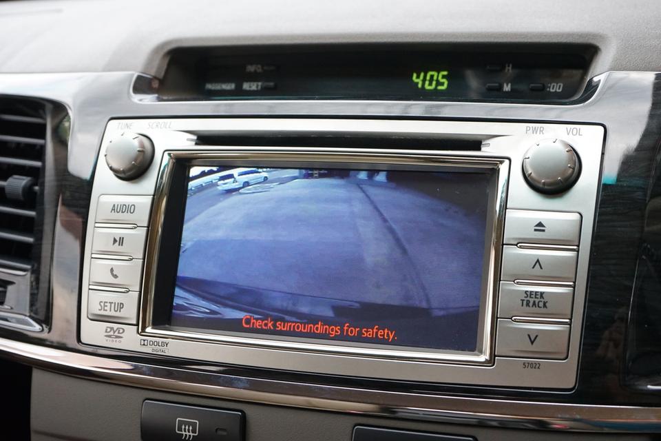 2012 TOYOTA FORTUNER 2.7V 11