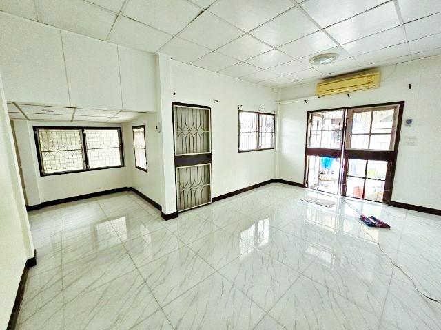 โชคชัย4 สตรีวิทยา2 MRT ลาดพร้าว 3 กม.บ้านเดี่ยวให้เช่า เสนา 3 นอน ม.เกษตรศาสตร์ บางเขน 2 กม. เซ็นทรัลอีสต์วิลล์ 2 กม. 2