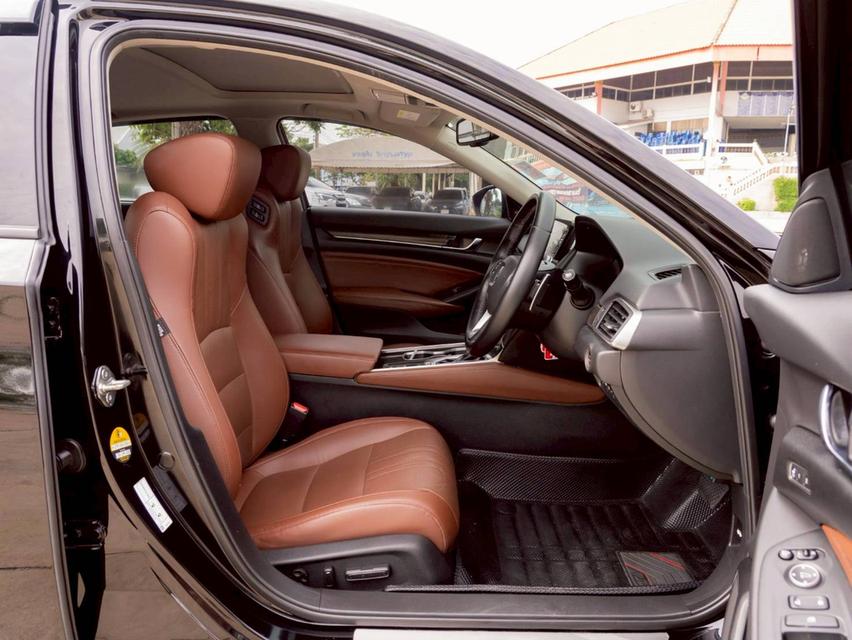 ขาย Honda Accord 2.0 Hybrid Tech ปี19 12