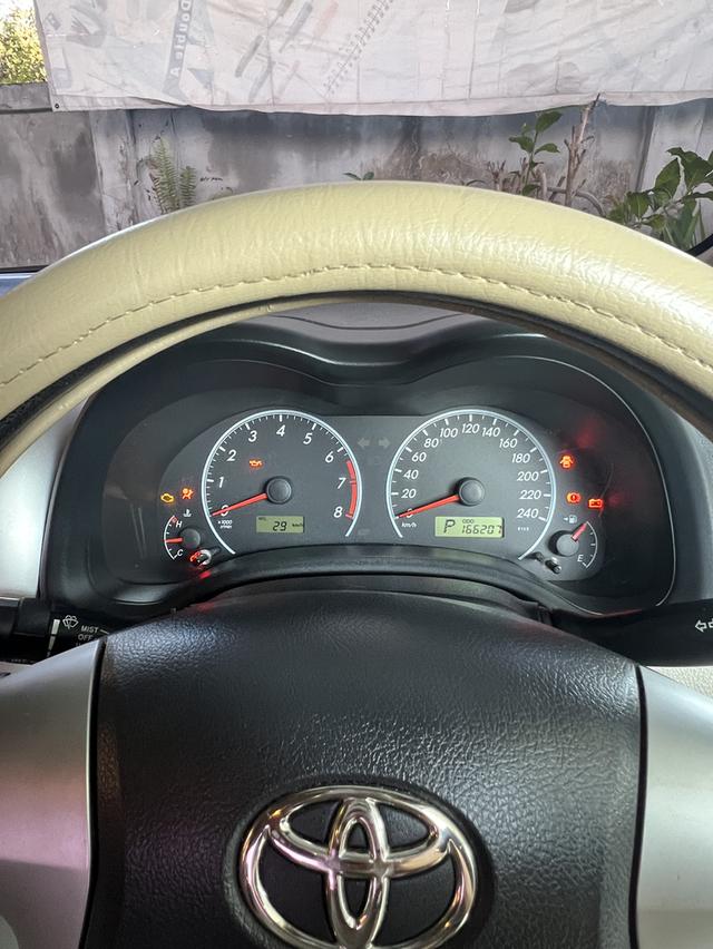 Toyota Altis 1.6 G 2013 11