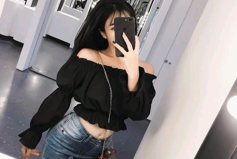 เสื้อปาดไหล่ 2