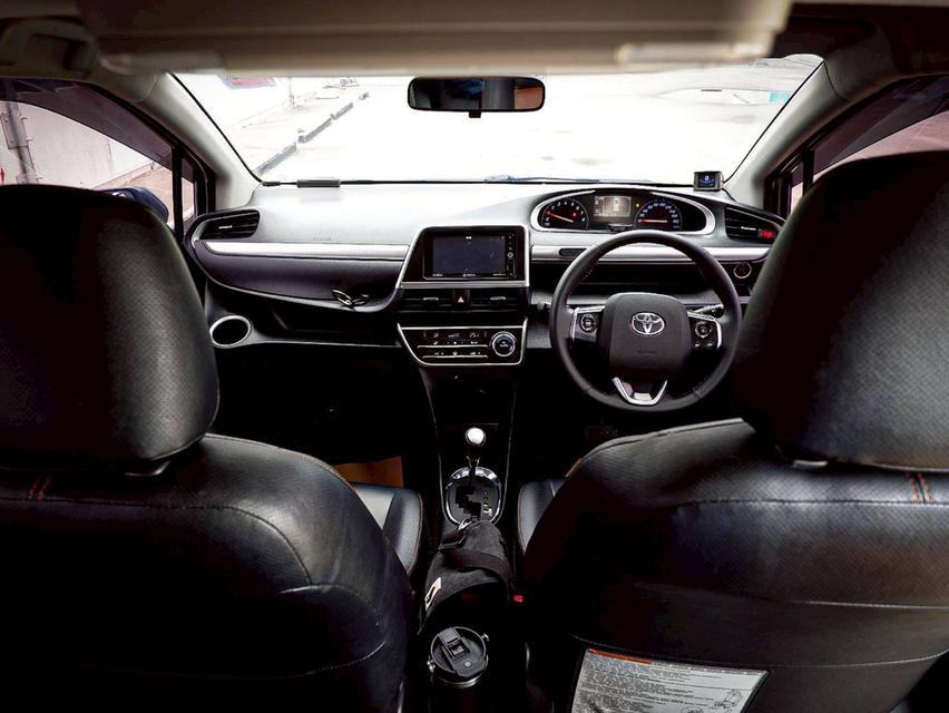 TOYOTA SIENTA 1.5 V เกียร์ Auto สีดำ ปี 2019 (ตัว Top สุดประตูสไลด์ไฟฟ้า 2 ข้าง) 12