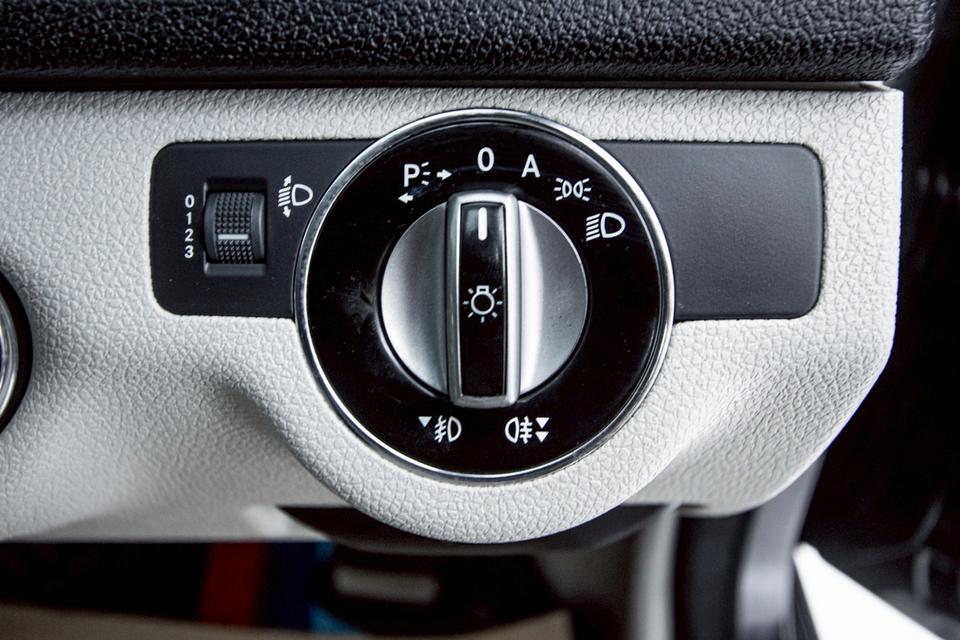 รหัสรถ 💥 รถเข้าใหม่ 1E744  MERCEDES-BENZ C-CLASS C200 K 1.8 AT 2010 รูปที่ 15