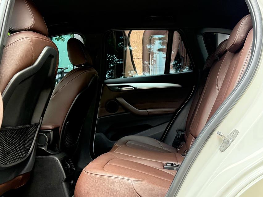 2019 BMW X1 20D MSPORT รถออกศูนย์ BMW THAILAND รถวิ่งน้อย เข้าศูนย์ทุกระยะ ไม่เคยมีอุบัติเหตุครับ 14