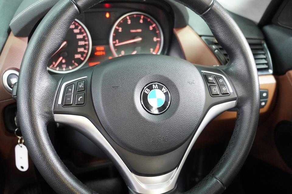 รหัสรถ JRS2554 BMW X1 Sdrive 18i Xline 2015 9