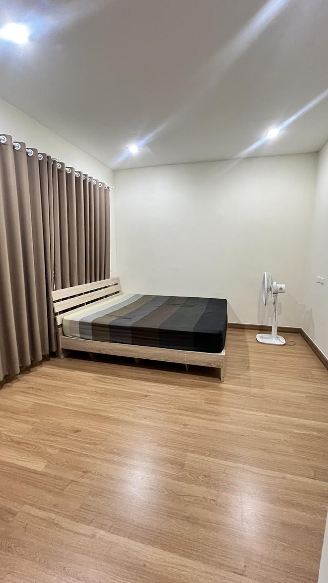 ทาวน์โฮม 2 ชั้น 10