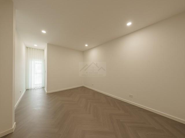 ขายทาวน์เฮ้าส์หรู 2 ชั้นสไตล์ Modern ซอยปรีดีพนมยงค์ 42 สุขุมวิท 71 รีโนเวทหใหม่ทั้งหลัง หมู่บ้านเงียบสงบ ใจกลางเมือง 8